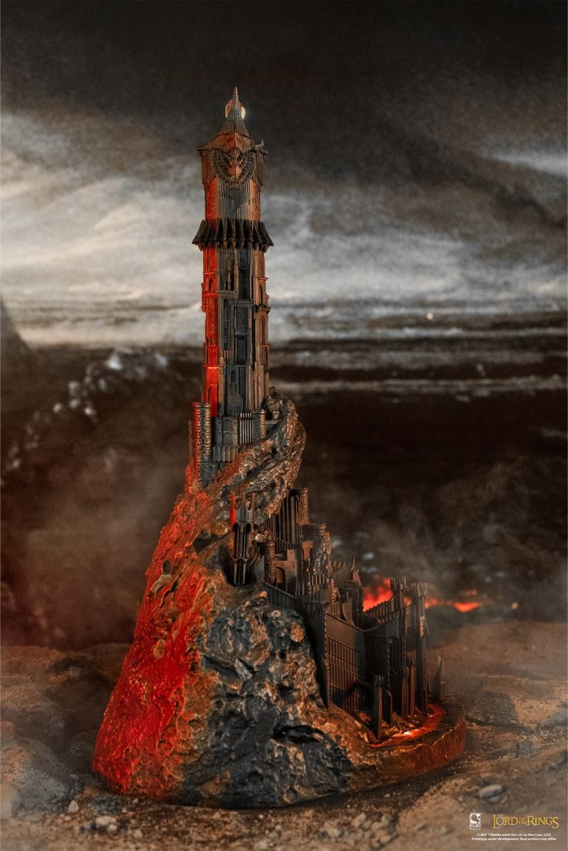 Lord of the Rings - Dark Lord Sauron/Sauron Helmet/Crown Statue 