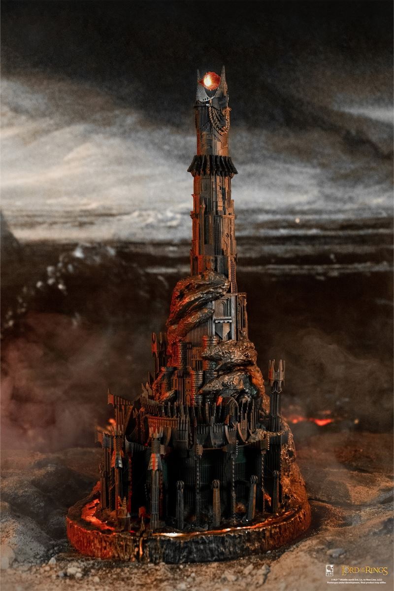 Lord of the Rings - Dark Lord Sauron/Sauron Helmet/Crown Statue 