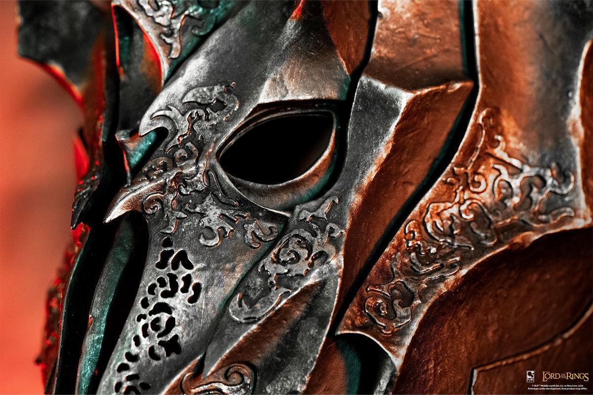 Lord of the Rings - Dark Lord Sauron/Sauron Helmet/Crown Statue 