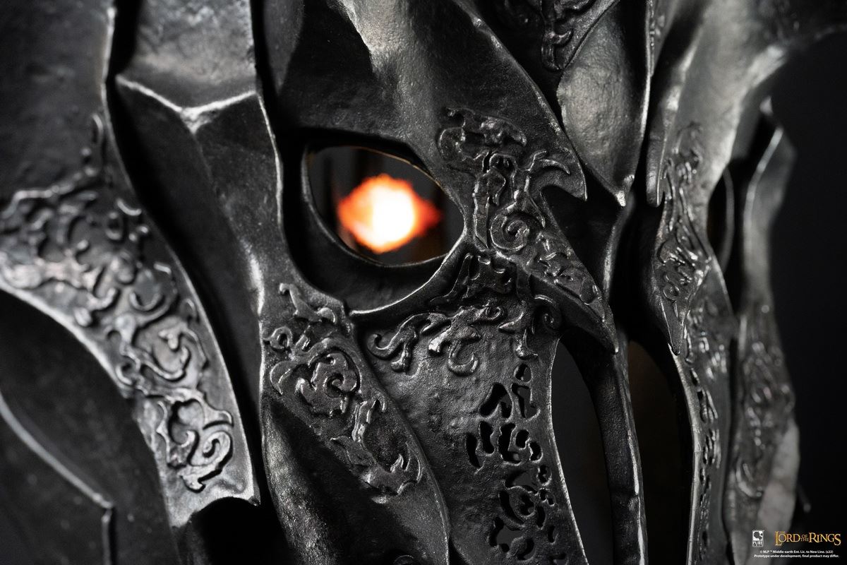 Lord of the Rings - Dark Lord Sauron/Sauron Helmet/Crown Statue 