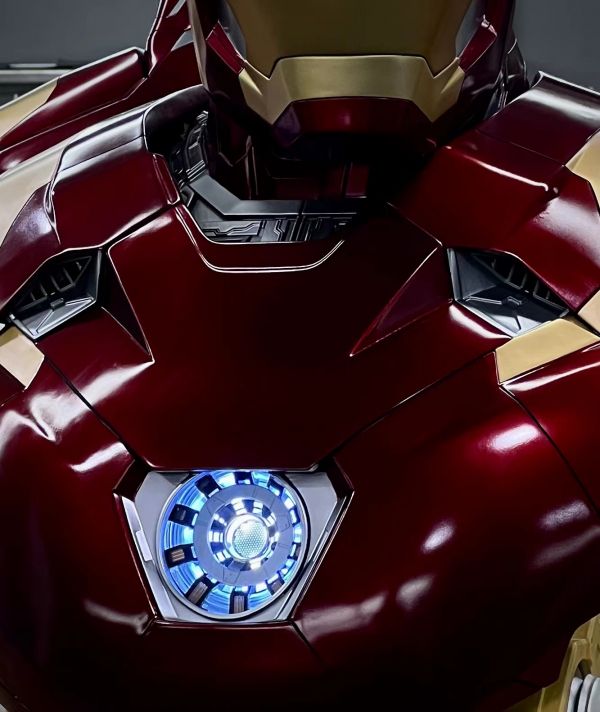 Iron Man MK47 Bust 1/1