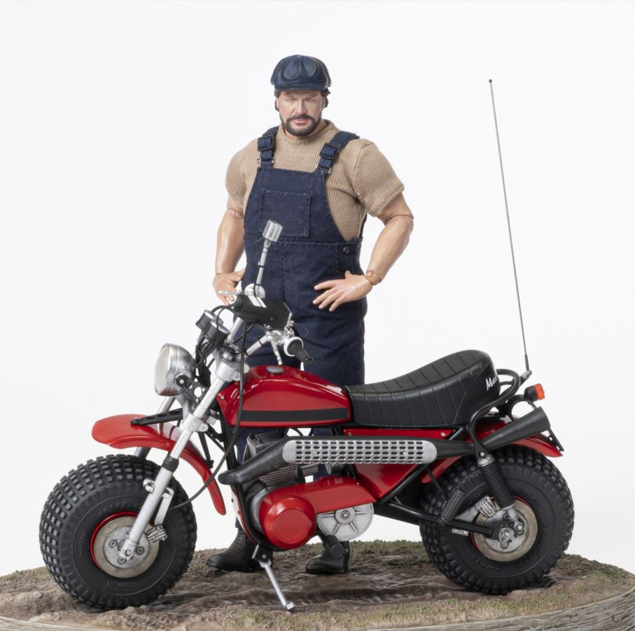 Bud Spencer with the Tuareg Motorcycle - Altrimenti ci Arrabbiamo