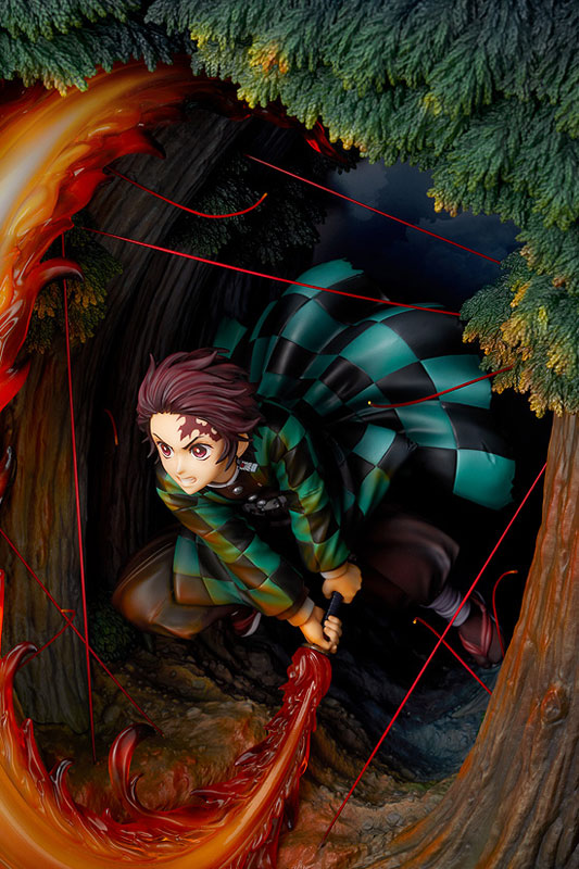 Demon Slayer: Kimetsu no Yaiba Tanjiro Kamado Hinokami Kagura Dance