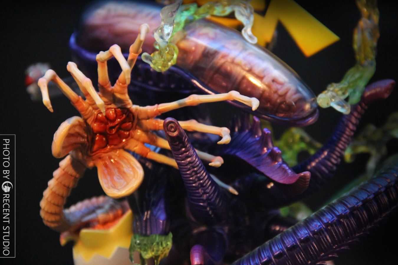 Predator Pikachu vs Aliens