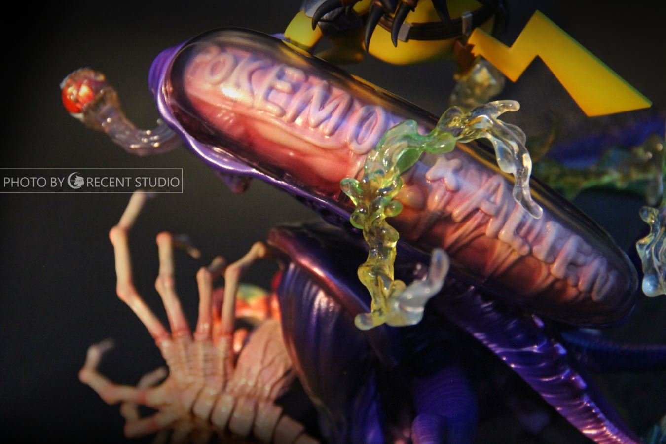 Predator Pikachu vs Aliens