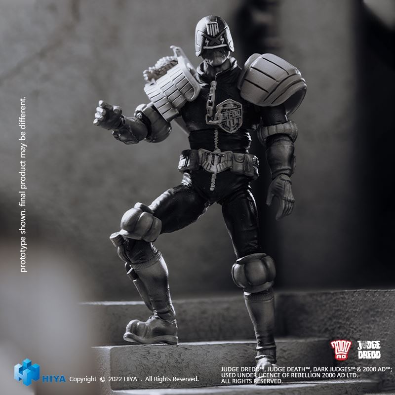 SWAT Judge Black and White Comic Color - Judge Dredd & Dead Judge 1/18