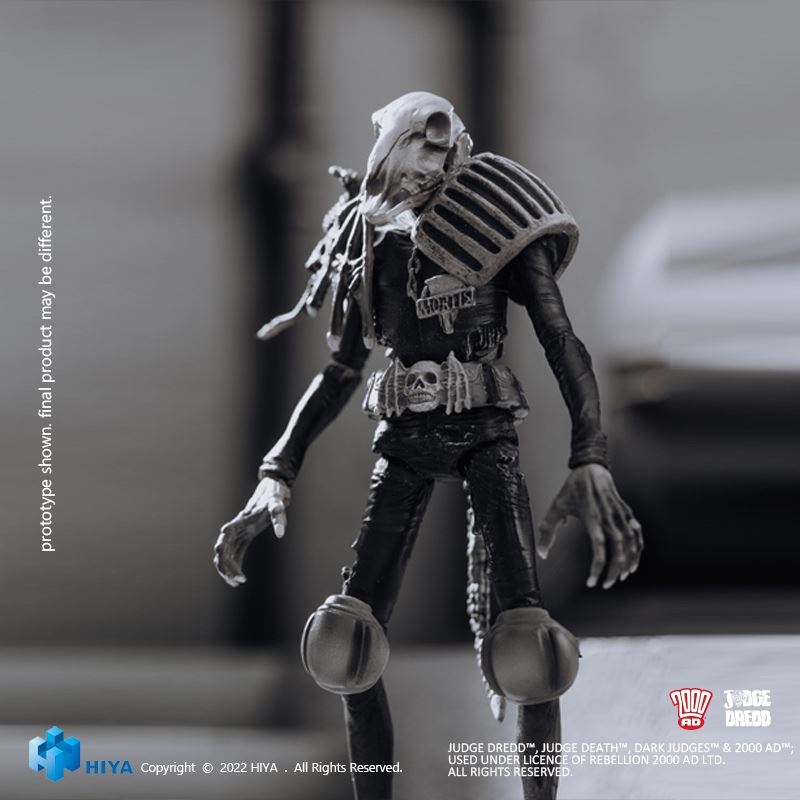 SWAT Judge Black and White Comic Color - Judge Dredd & Dead Judge 1/18