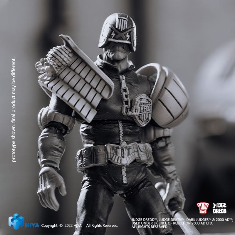 SWAT Judge Black and White Comic Color - Judge Dredd & Dead Judge 1/18