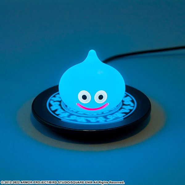 Dragon Quest Wireless Charging Pad [Zing] (w/Illuminating Slime Figure)