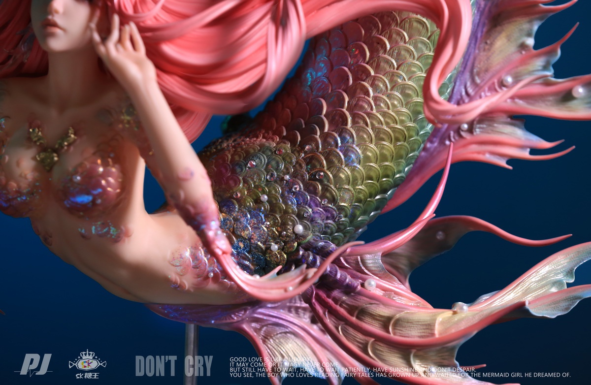 Artist Series Statue Don't Cry - Mermaid