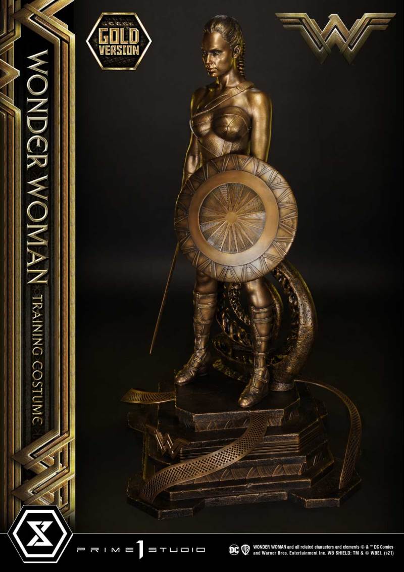 Wonder Woman Gold Sculpture Edition