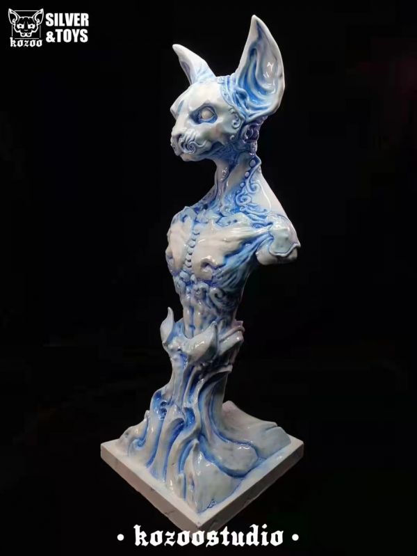 Sphinx [White color]