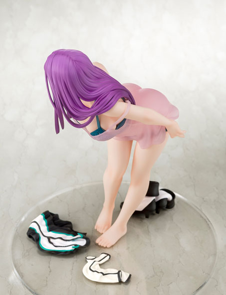 World's End Harem - Mira Suou -in fascinating negligee- 1/6