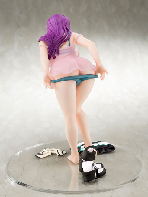 World's End Harem - Mira Suou -in fascinating negligee- 1/6