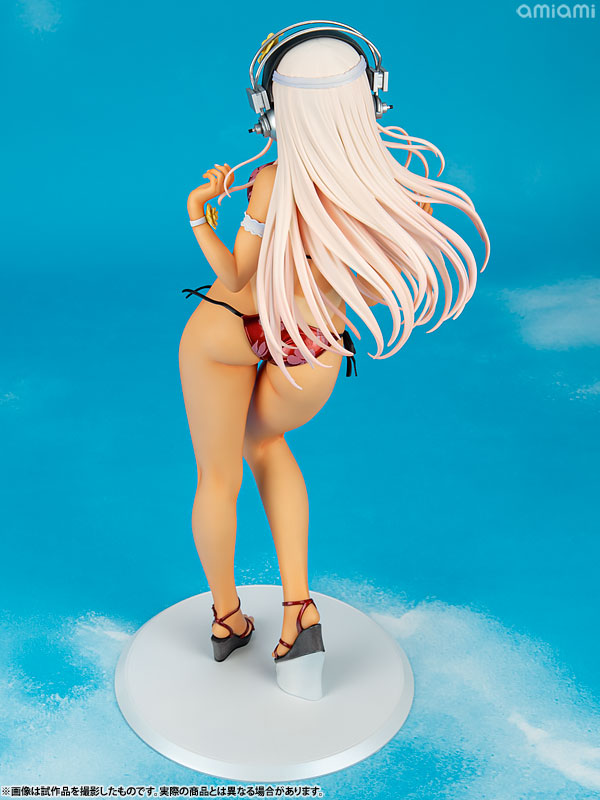 Super Sonico Summer Vacation ver. -Sun kissed-