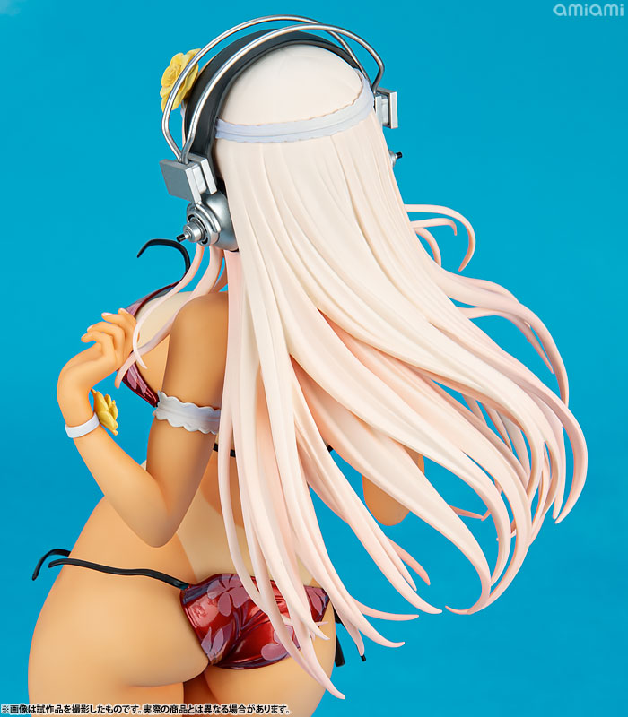 Super Sonico Summer Vacation ver. -Sun kissed-