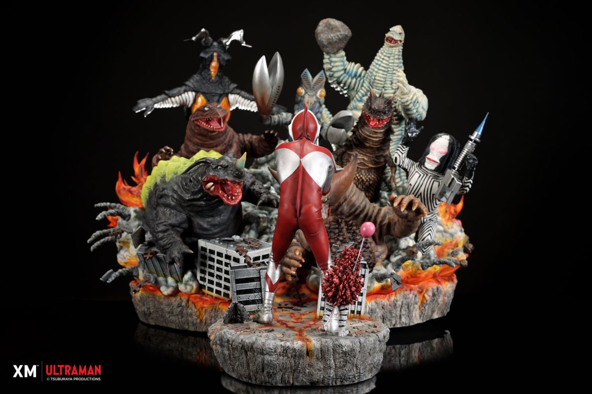 Ultraman VS Kaiju 30cm