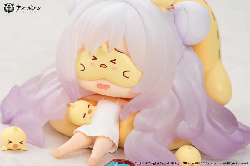Azur Lane JUUs Time Chibi Figure Le Malin