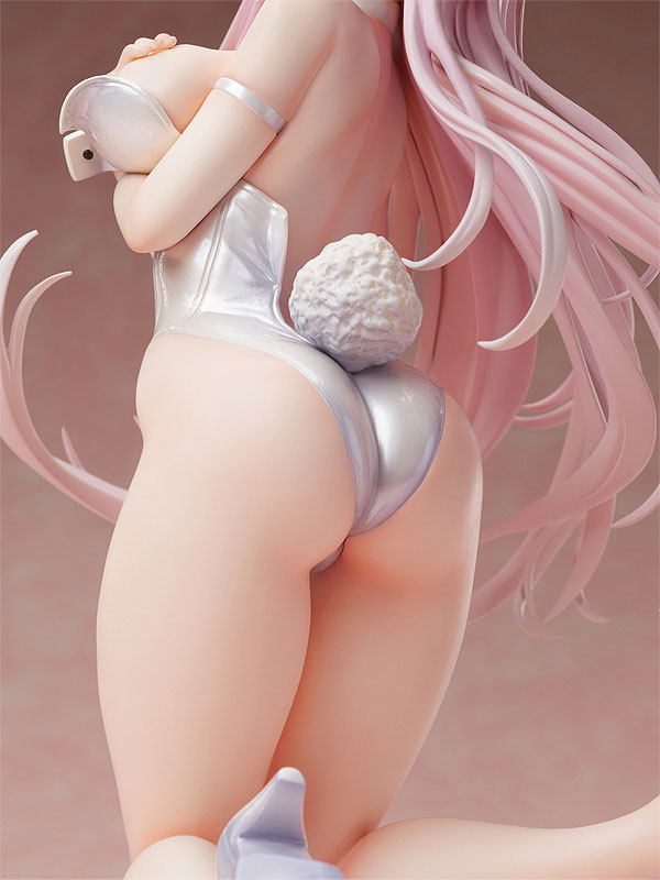 Yuuna and the Haunted Hot Springs Yuuna Yunohana Bare Leg Bunny Ver. 1/4