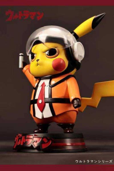 Pikachu cosplay Hayata