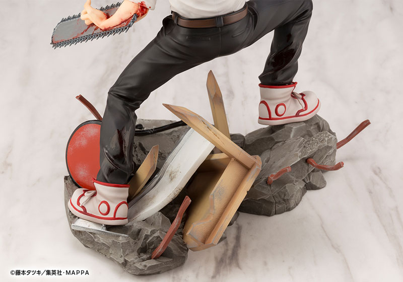 ARTFX J Chainsaw Man 1/8