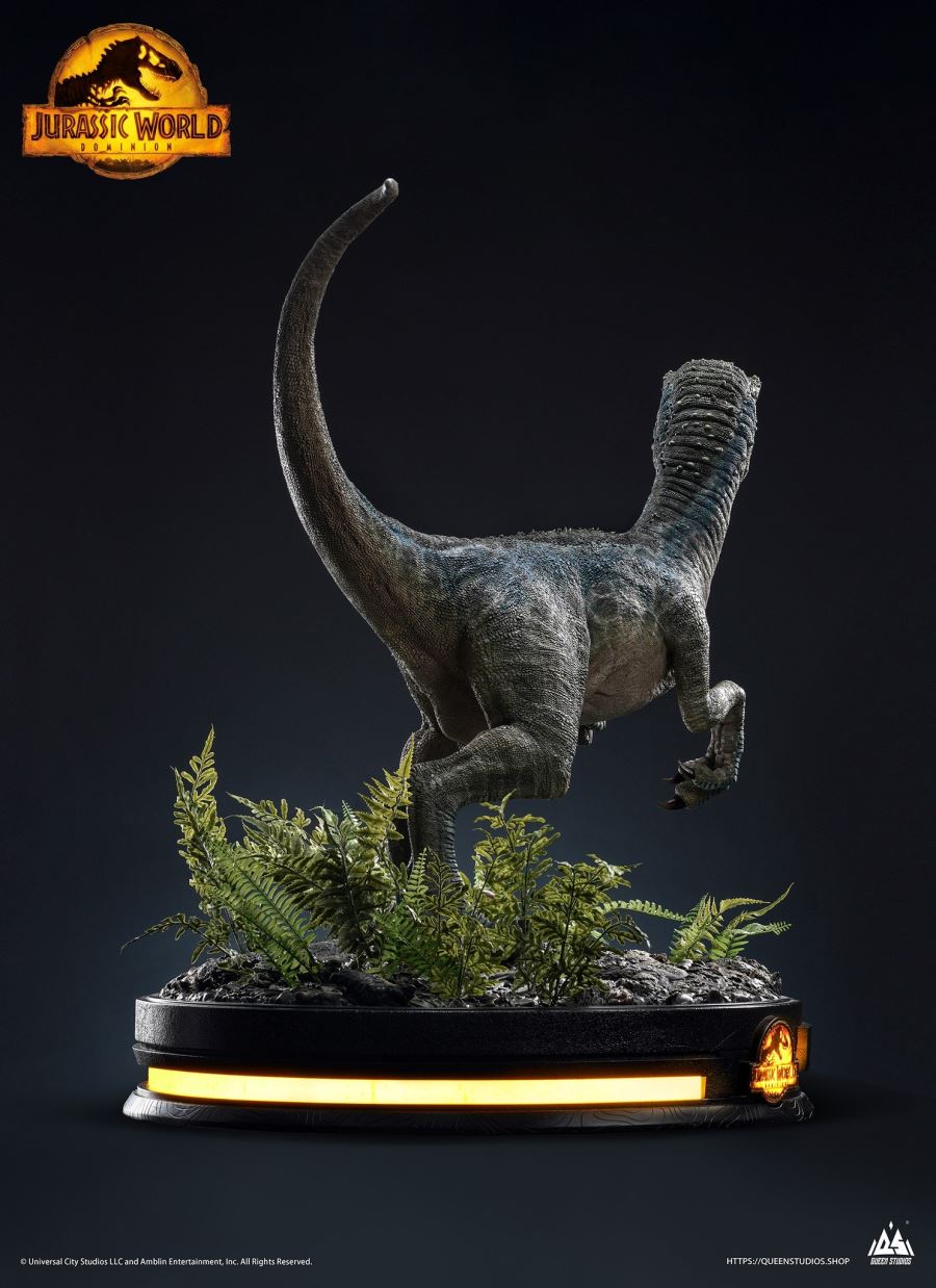 Jurassic World Dominion: Beta Life-Size Statue