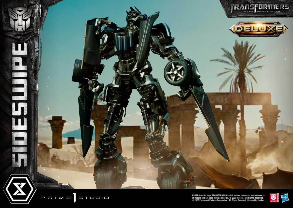 Transformers: Dark of the Moon (Film) Sideswipe DX