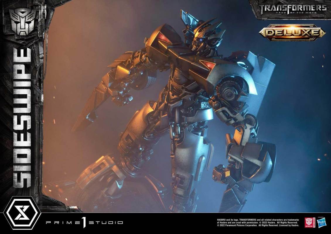 Transformers: Dark of the Moon (Film) Sideswipe DX