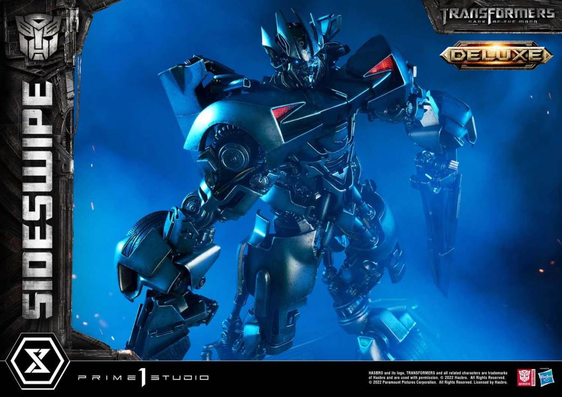 Transformers: Dark of the Moon (Film) Sideswipe DX