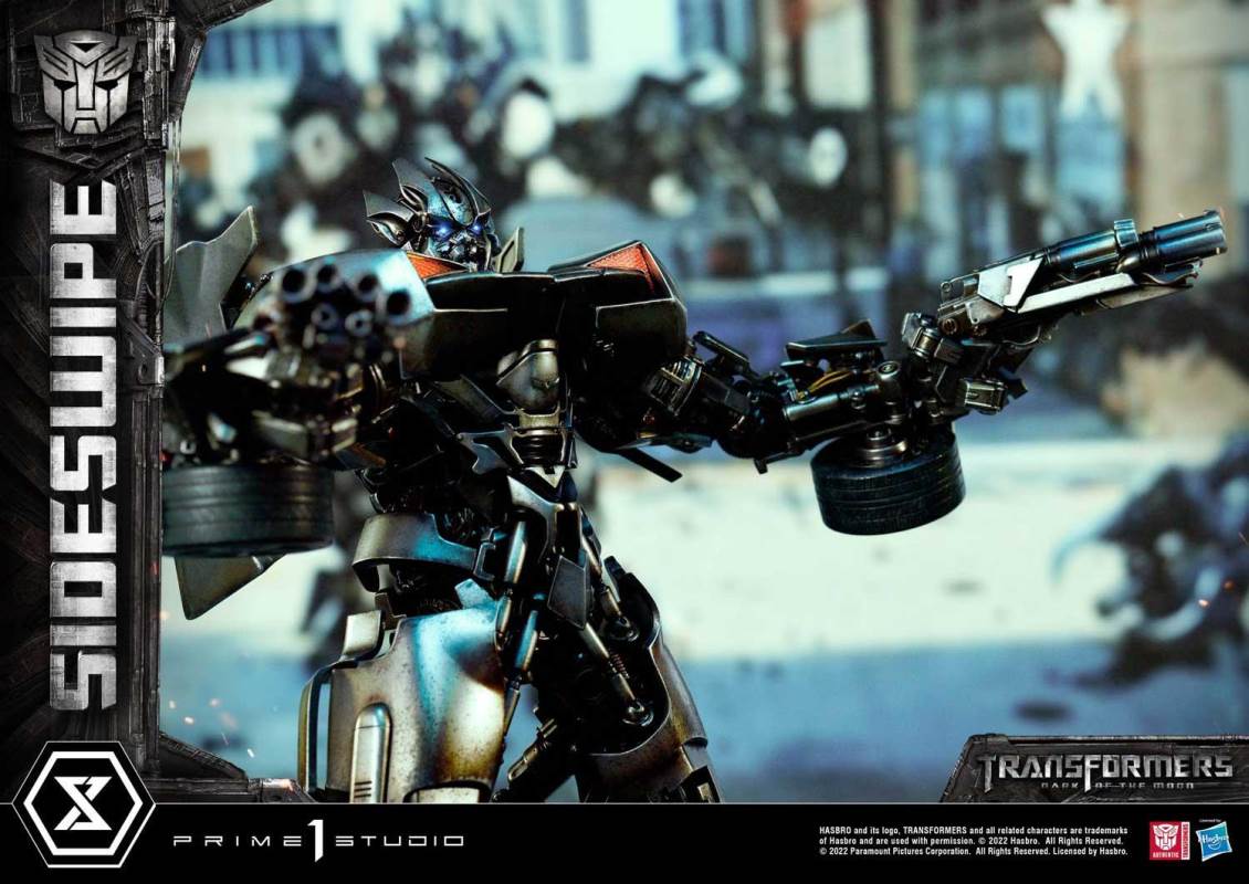 Transformers: Dark of the Moon (Film) Sideswipe DX