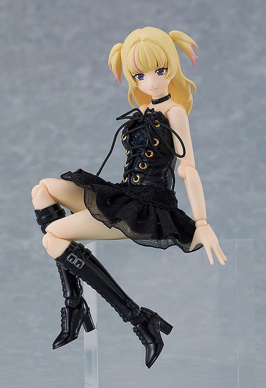 figma Female Body (Yuki) with Black Corset Dress + Fur Coat Outfit