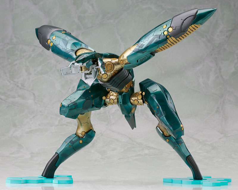 METAL GEAR SOLID 4 GUNS OF THE PATRIOTS Metal Gear Ray 1/100