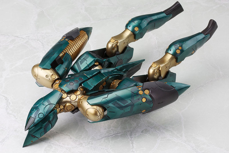 METAL GEAR SOLID 4 GUNS OF THE PATRIOTS Metal Gear Ray 1/100