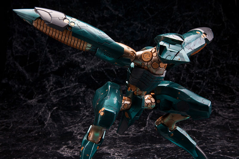 METAL GEAR SOLID 4 GUNS OF THE PATRIOTS Metal Gear Ray 1/100