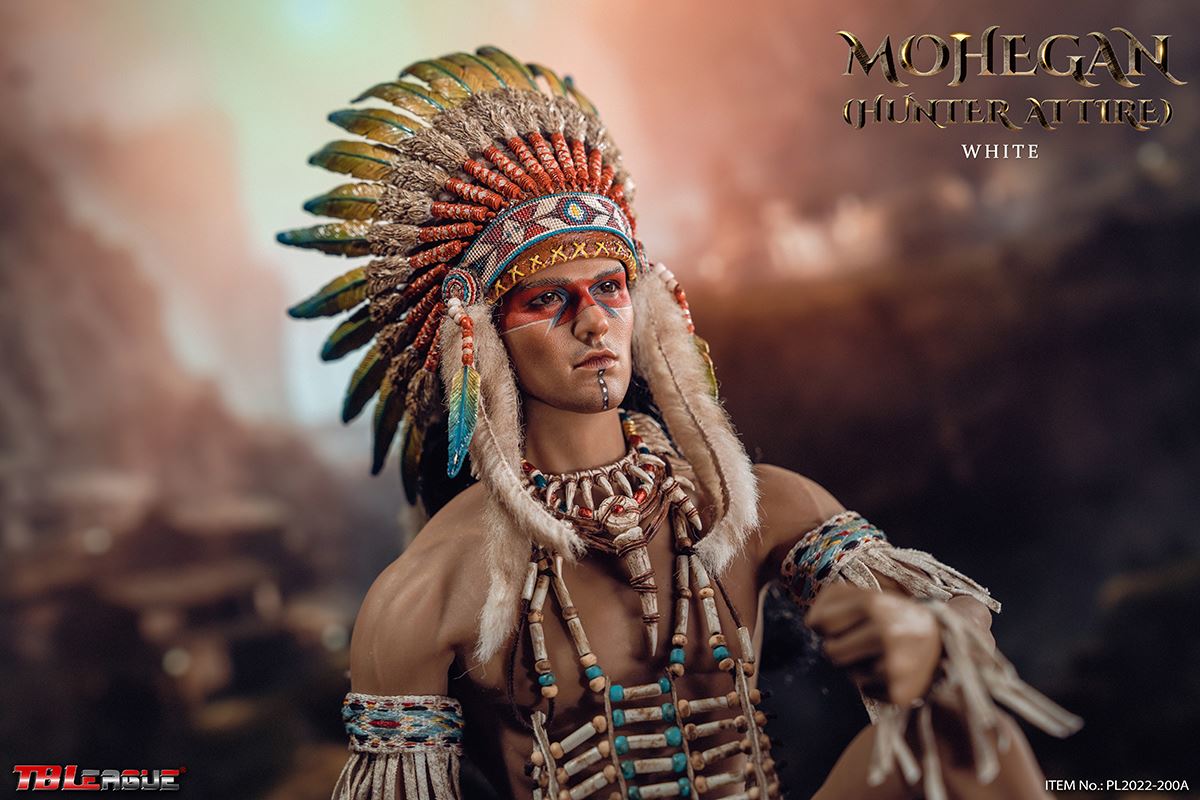 Mohegan (Hunter Attire) White / Brown 1/6