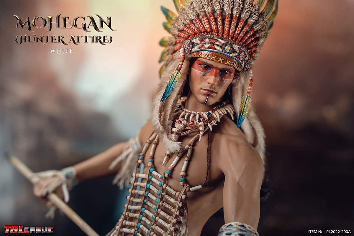 Mohegan (Hunter Attire) White / Brown 1/6