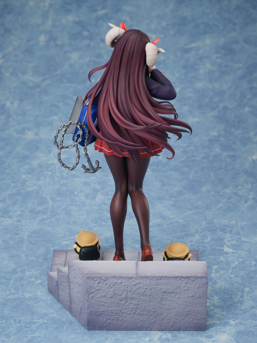Azur Lane Suruga Straightfaced Model Student ver. 1/7