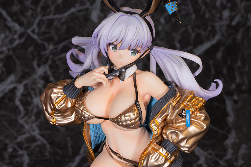 Mimi Usada Gold ver. illustration by saitom 1/6