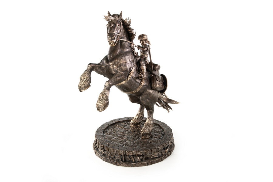 THE LEGEND OF ZELDA: BREATH OF THE WILD - LINK ON HORSEBACK (BRONZE EDITION)