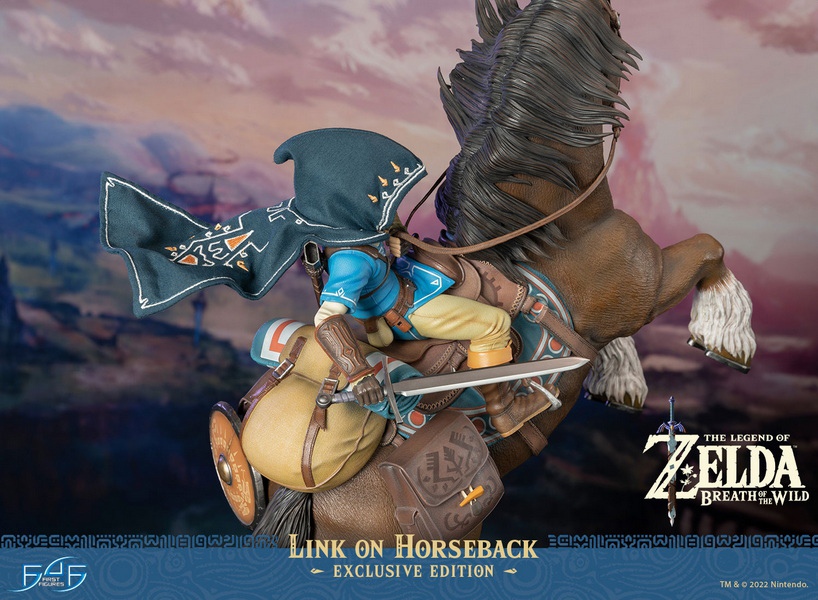 THE LEGEND OF ZELDA: BREATH OF THE WILD - LINK ON HORSEBACK (EXCLUSIVE EDITION)