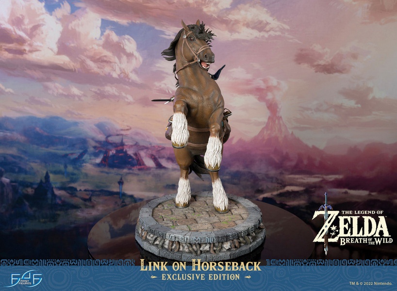 THE LEGEND OF ZELDA: BREATH OF THE WILD - LINK ON HORSEBACK (EXCLUSIVE EDITION)