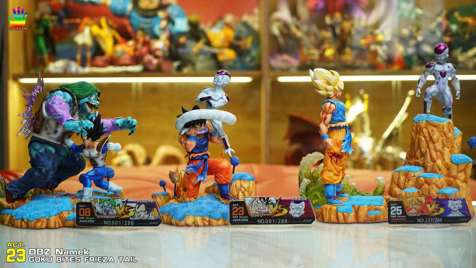 Son Goku Bite Frieza's tail - Dragon Ball 1/8