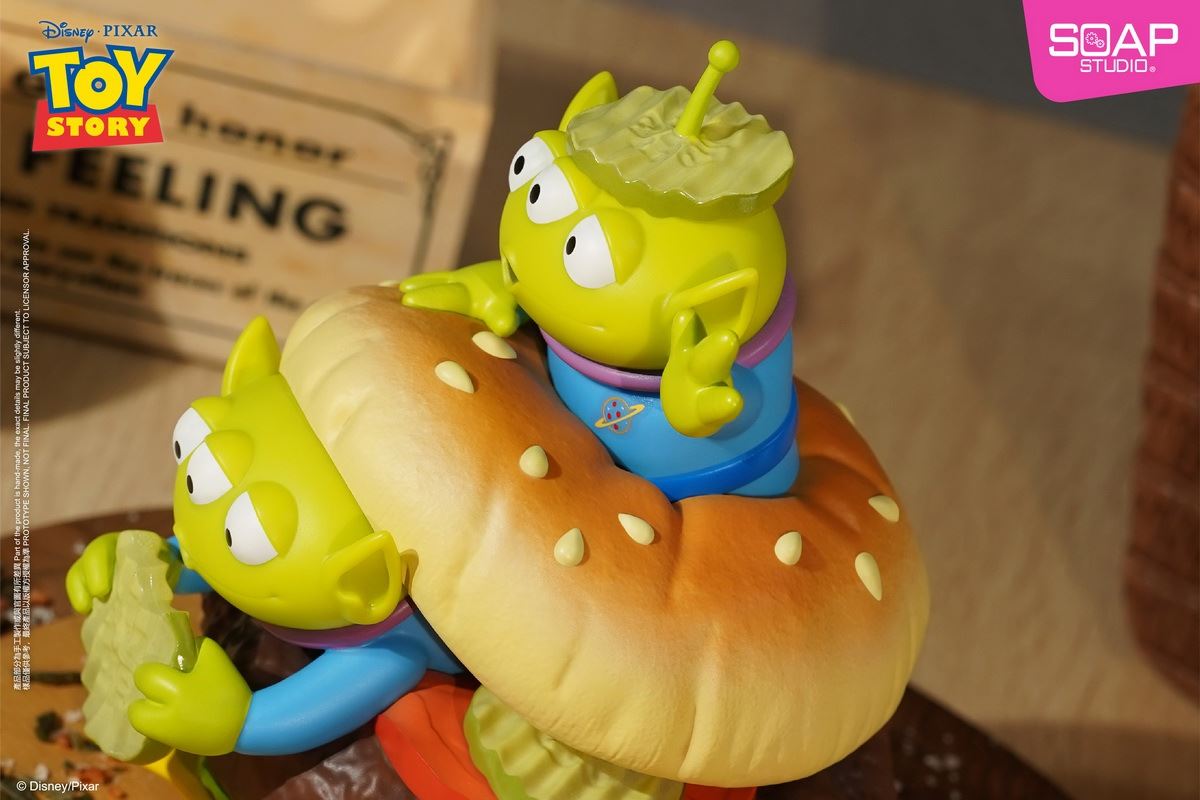 Three Eyes - Burger Day Figure & 18cm Pizza Day
