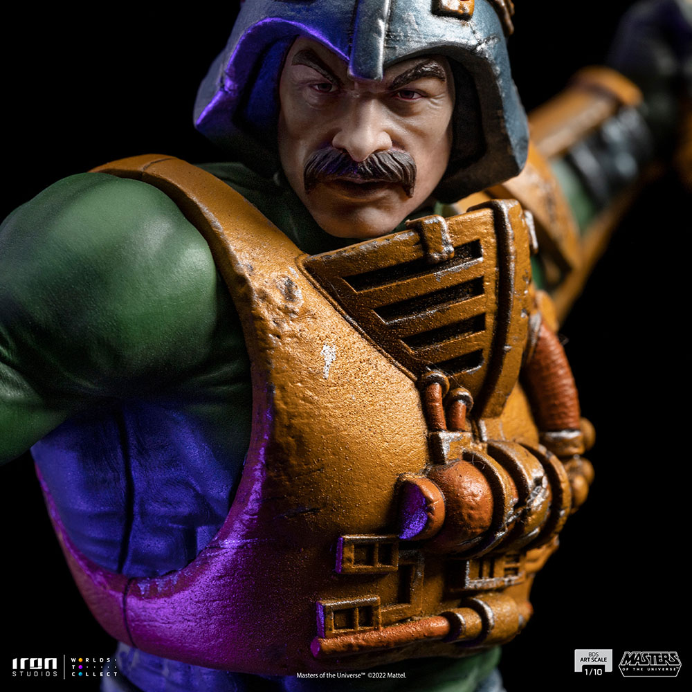 Man-At-Arms 1/10