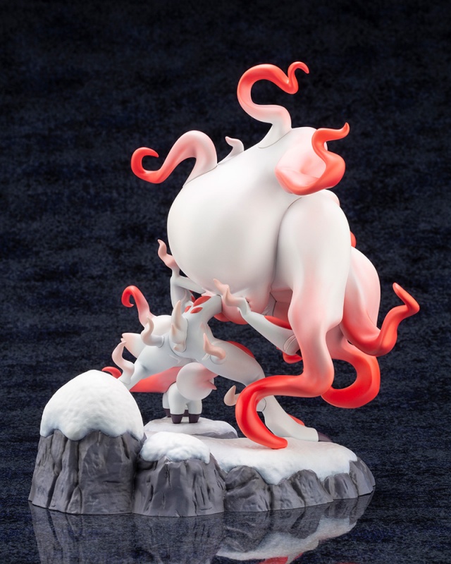 Pokemon Center Original Figure Jade Zorua & Jade Zoroark