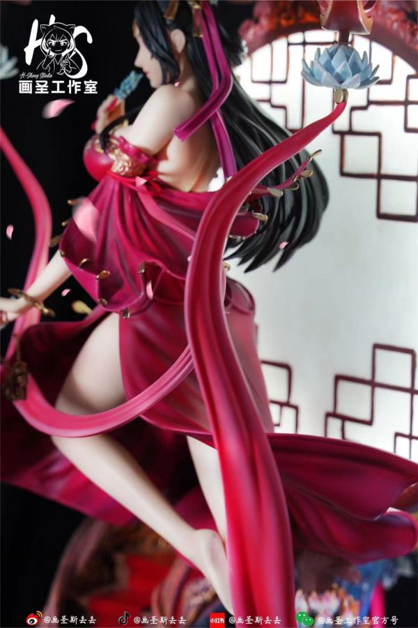 The original national style statue