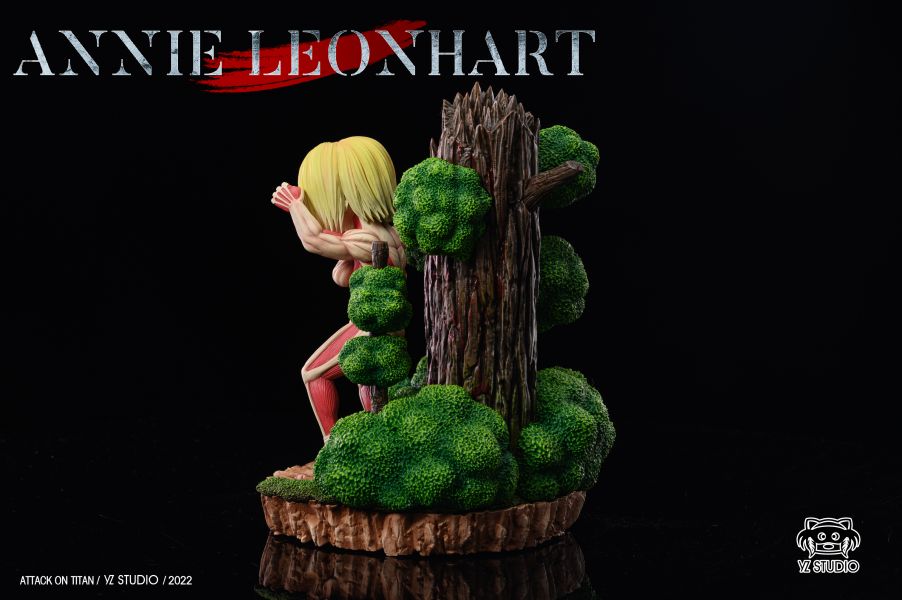 Female Titan - Attack on Titan