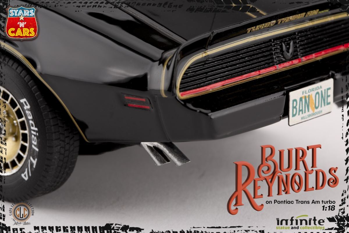 Burt Reynolds on the Pontiac Firebird Trans-Am 1/18
