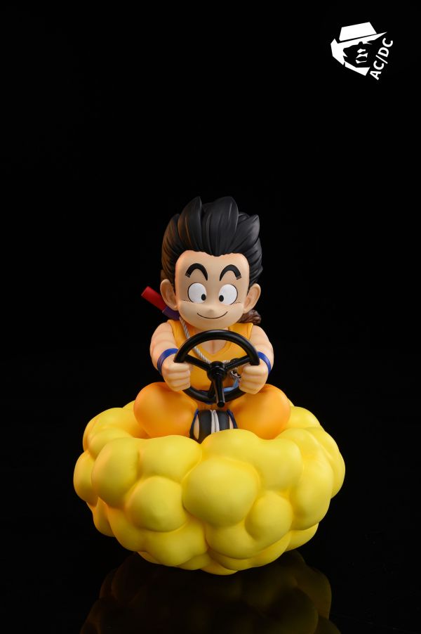 Cloud Driving Little Goku - Dragon Ball