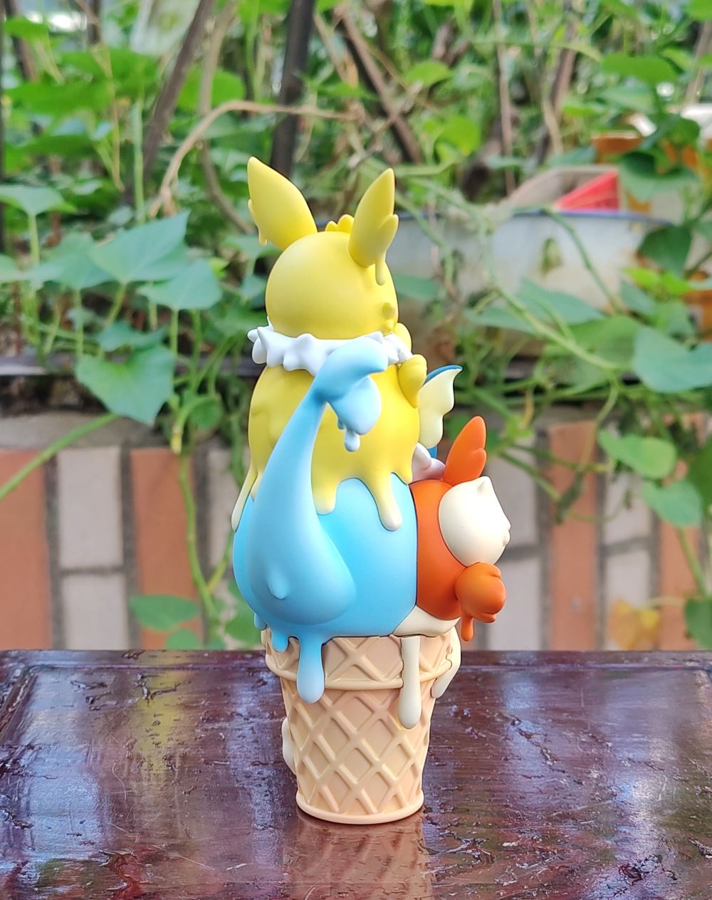 Ice Cream Jolteon Flareon and Vaporeon - Pokemon